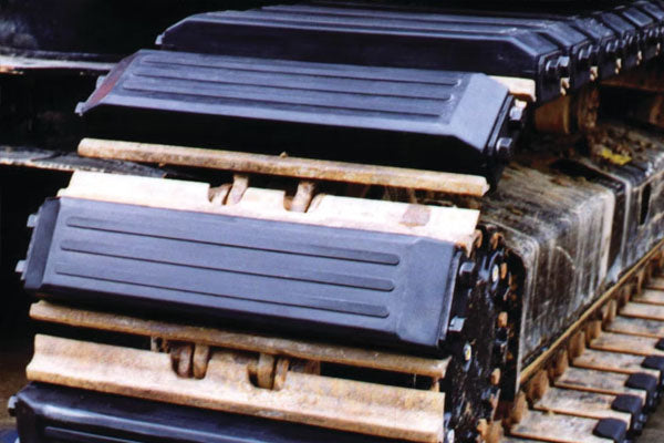 EXCAVATOR RUBBER PADS